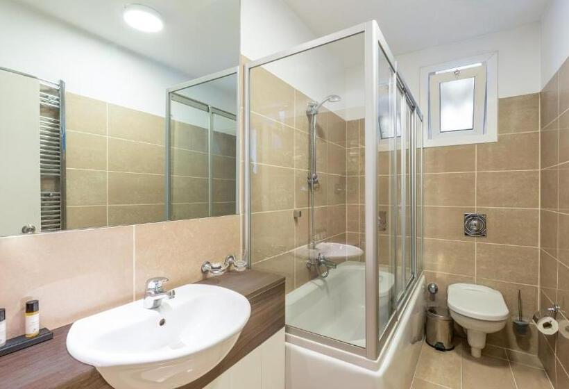 Апартаменты 2 Спальни, The Marmara Suadiye Residence