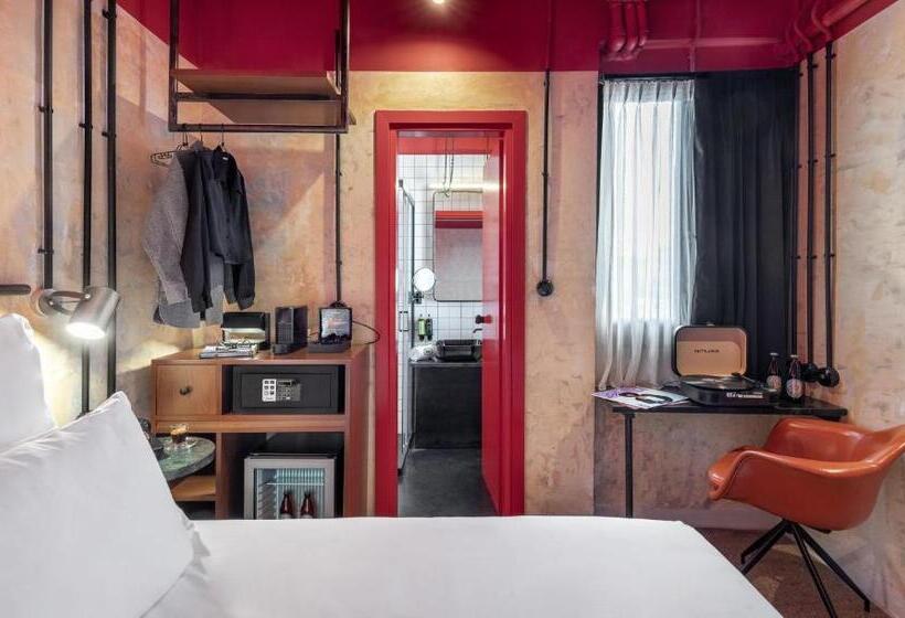 Номер Стандарт, Dave Red Athens, A Member Of Brown Hotels