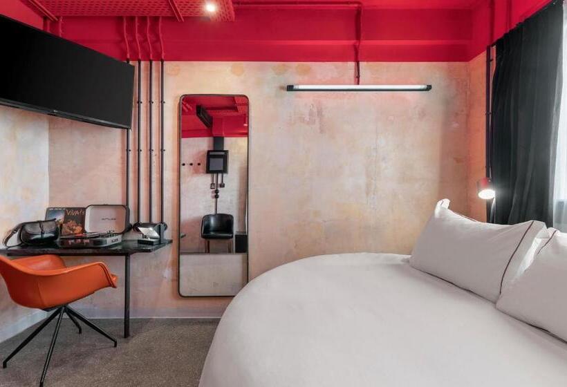 Номер Стандарт, Dave Red Athens, A Member Of Brown Hotels