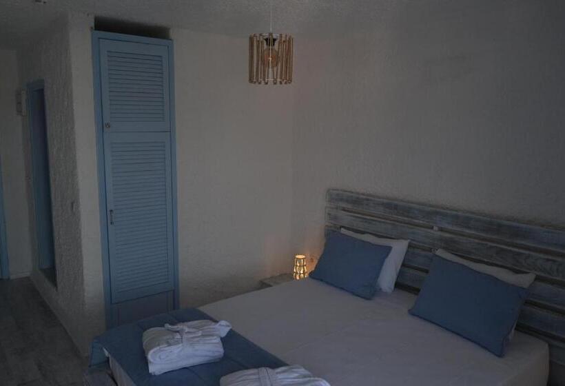 海景豪华三人间, Thea Butik Hotel & Restaurant