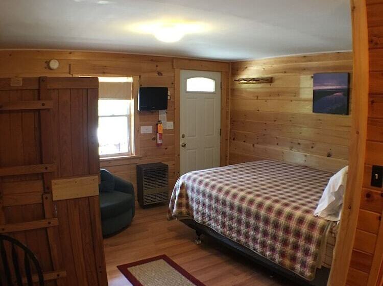 ファミリーステューディオ, Mountain View Motel & Campground