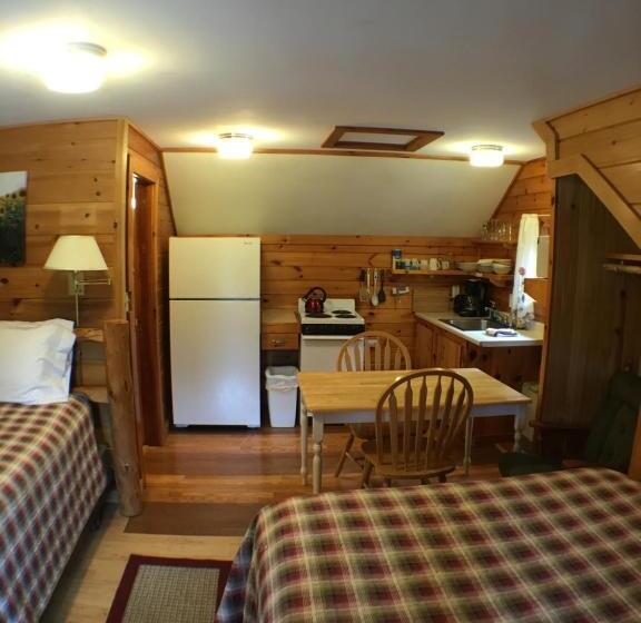 Семейное Студио, Mountain View Motel & Campground