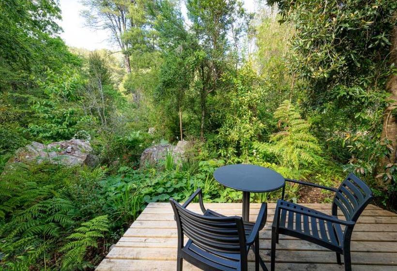 سوییت با چشم‌انداز باغ, Rakau Lodge