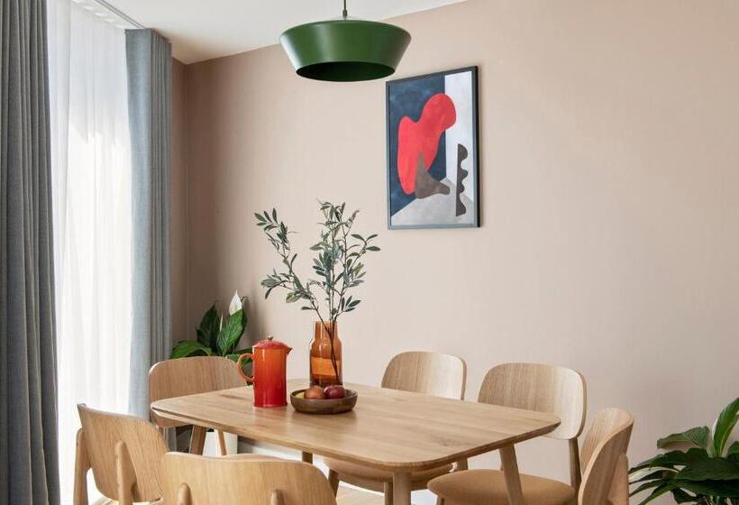 3 Yatak Odalı Daire, Cove Paradise Street