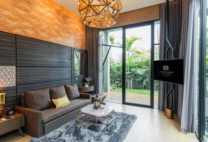 Люкс 3 Спальни, La Miniera Pool Villas Pattaya   Small Luxury Hotels Of The World