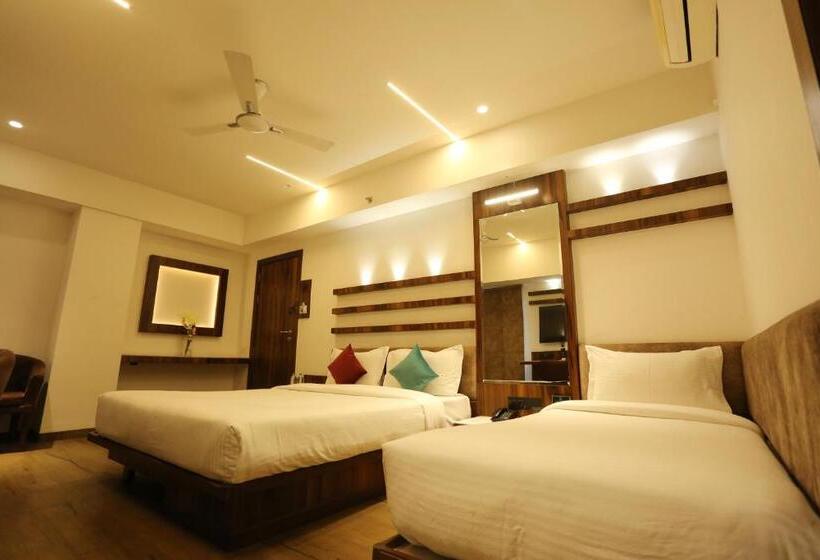 اتاق اجرایی سه نفره, Alba Premier, Indore