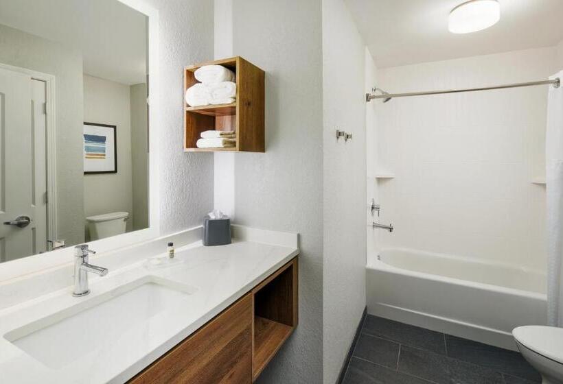 Студио Стандарт Кровать Кинг, Staybridge Suites   Auburn   University Area, An Ihg