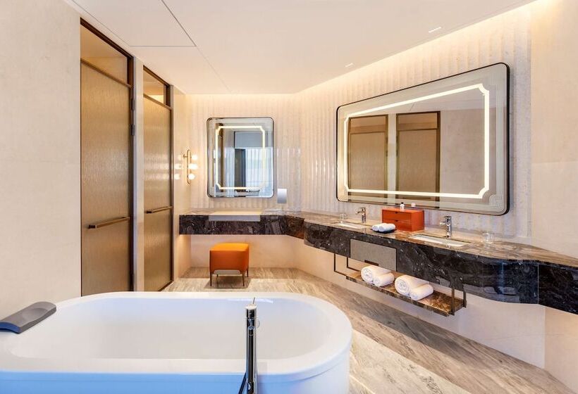 Полулюкс, Radisson Collection Resort, Nanjing