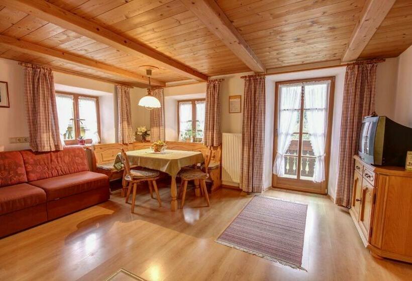 庭の見える１ベッドルームアパートメント, öderbauer Hof