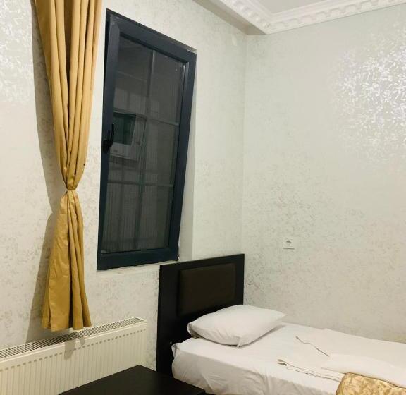 اتاق اکونومی, Golden Horn Life