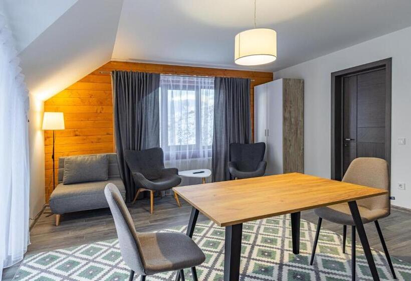 스위트, Konopka Forest Home & Spa