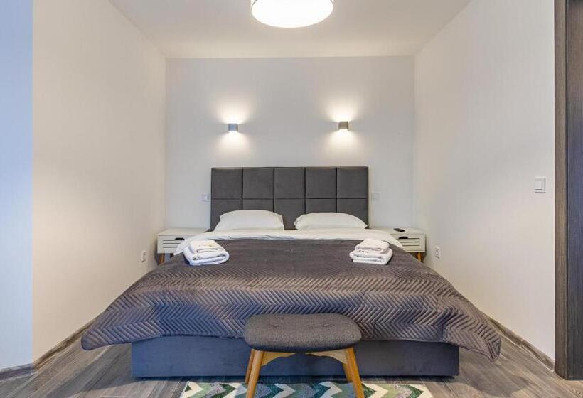 스위트, Konopka Forest Home & Spa