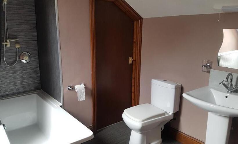 اتاق استاندارد, Forresters Bar & French Restaurant With Rooms