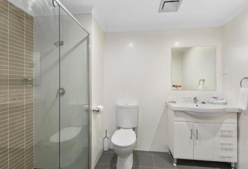 Студио Стандарт с Балконом, Quality Suites Pioneer Sands