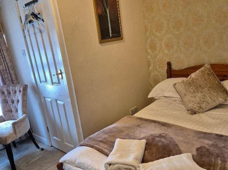 Номер Стандарт, Alexander Hotel Fully Refurbished All Rooms En Suite