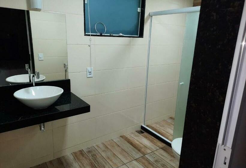 جناح عائلي, Alice Suites