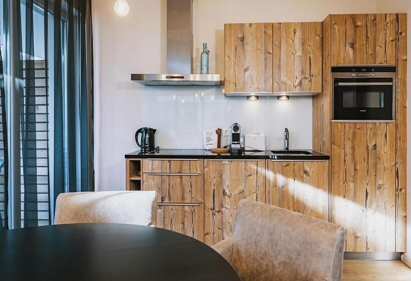 Люкс 2 Спальни, The House Zell Am See