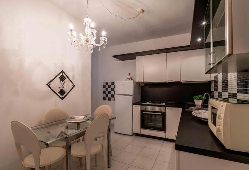 Апартаменты 2 Спальни, B&b Palazzo Del Duca