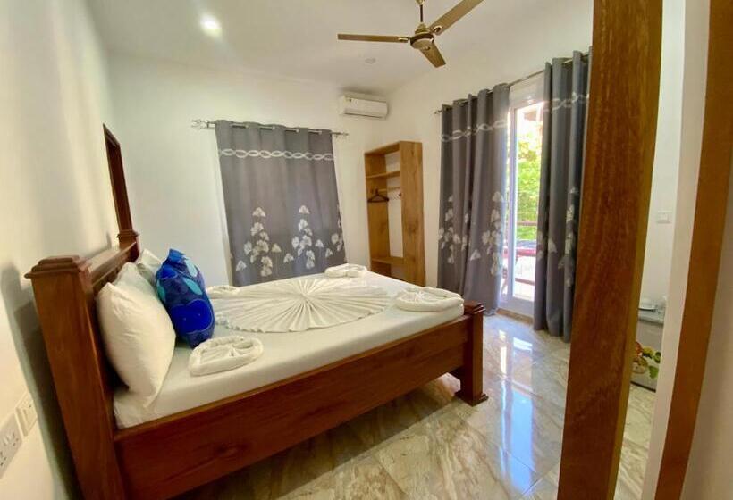 Номер Стандарт с Балконом, Cezere The Palm