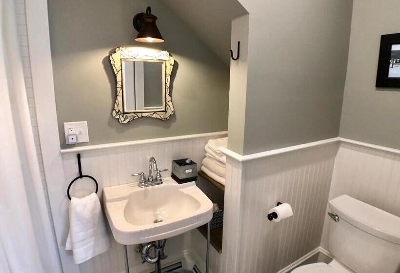 Номер Deluxe, Mill Pond Inn