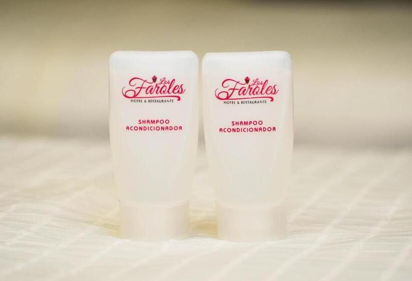 デラックスルーム, Los Faroles