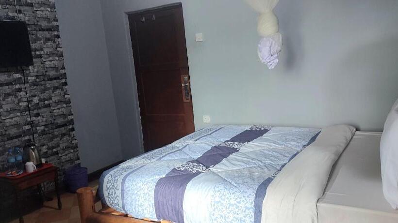 اتاق سوپریور, Lushoto Executive Lodge