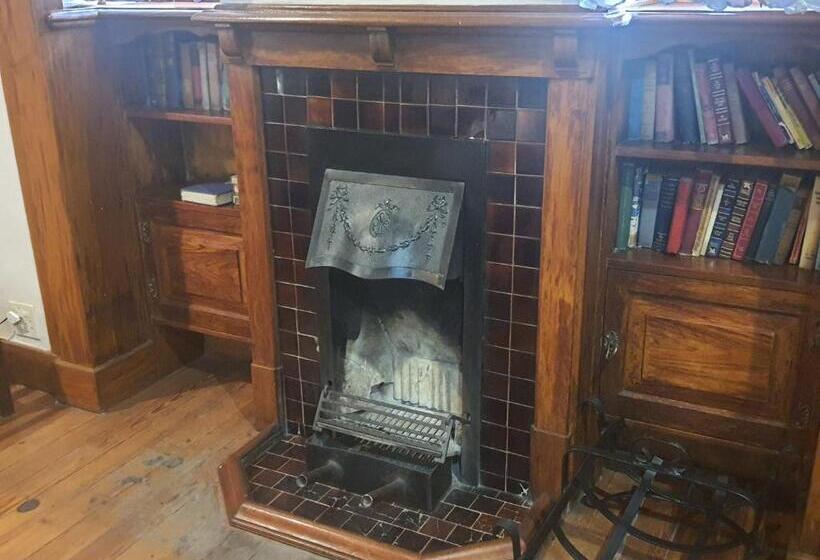 Номер Deluxe Кровать Кинг, Lord Fraser Guest House