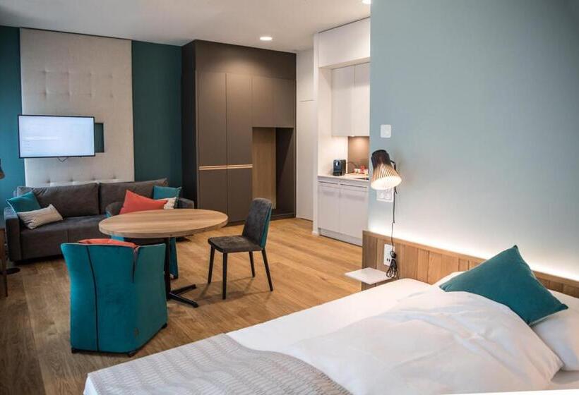 استودیوی استاندارد, Aparthotel Luzern West