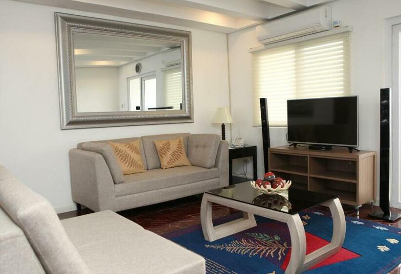 Family Suite, Centtro Residences