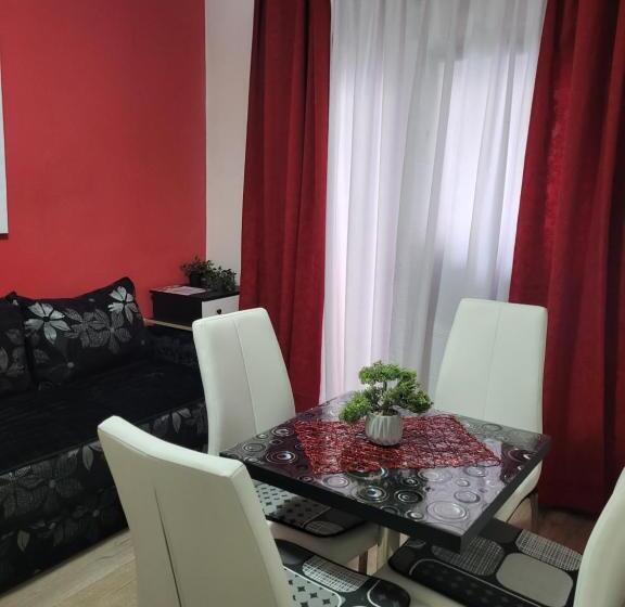 استودیوی استاندارد, Vila Mala Evropa