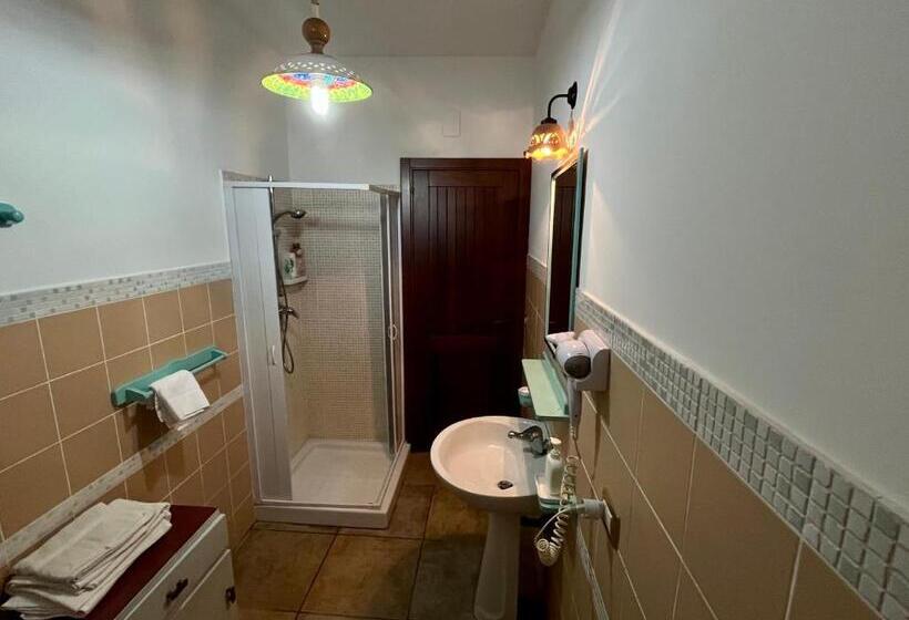 اتاق استاندارد با تخت بزرگ, Agriturismo Serre