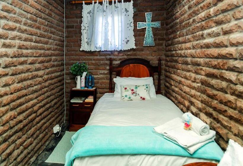 Семейный Номер, Kalahari Camelthorn Guesthouse And Camping