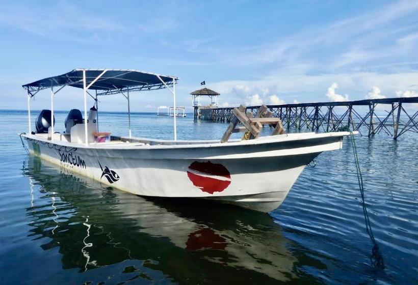 Номер Deluxe Вид на Море, Sanctum Una Una Eco Dive Resort