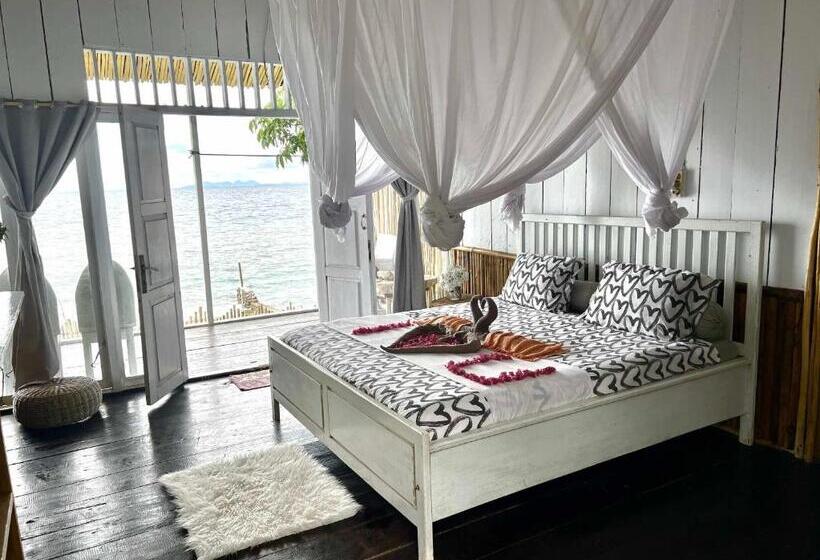 带海景的标准房, Sanctum Una Una Eco Dive Resort