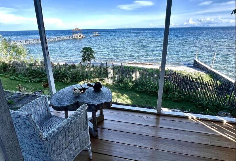 Номер Стандарт Вид на Море, Sanctum Una Una Eco Dive Resort