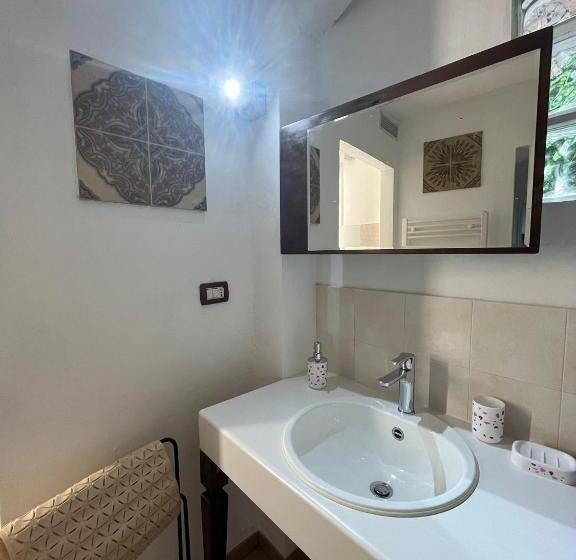 Апартаменты 1 Спальня Нижний Этаж, Rovere Dalla Riva