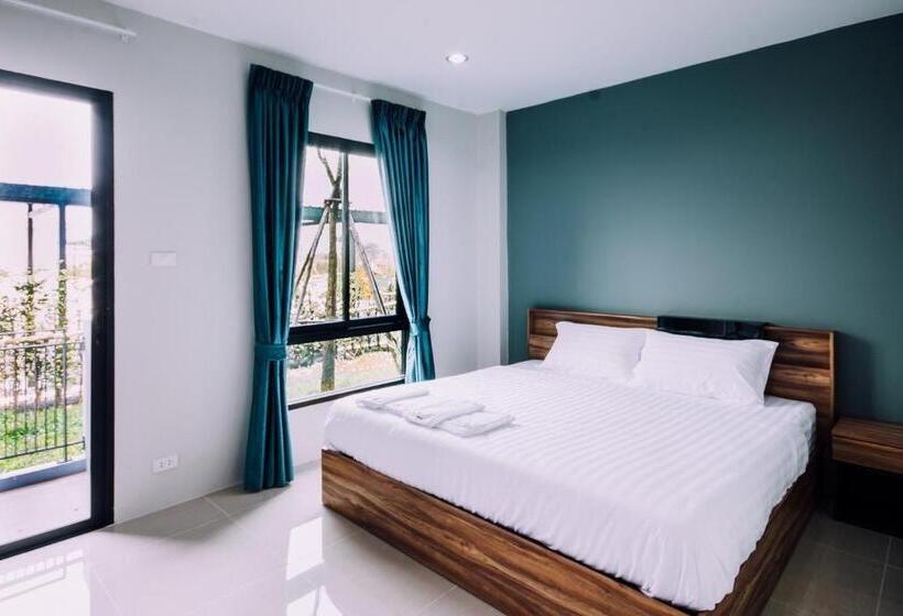 Номер Economy, The Living Hotel Samutprakan