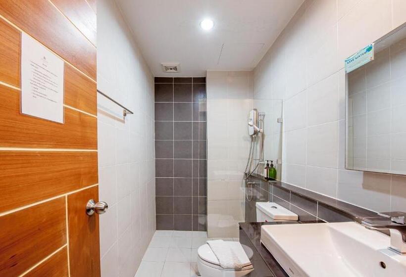 Студио Стандарт с Балконом, The Living Hotel Samutprakan