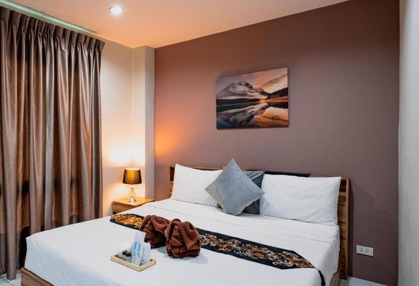 Студио Стандарт с Балконом, The Living Hotel Samutprakan