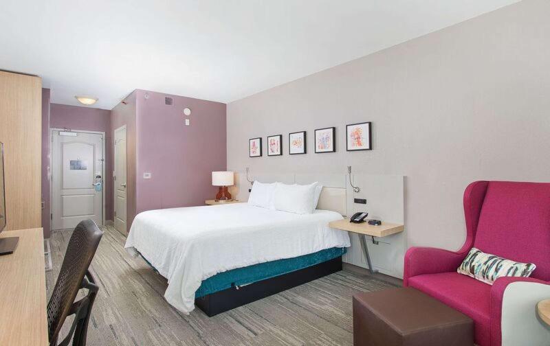 חדר סטנדרט עם מיטת קינג, Hilton Garden Inn Knoxville West/cedar Bluff