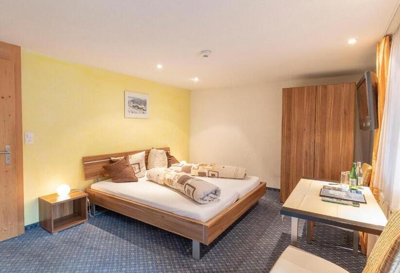 バルコニー付きスタンダードルーム, Landgasthof Sommerfeld