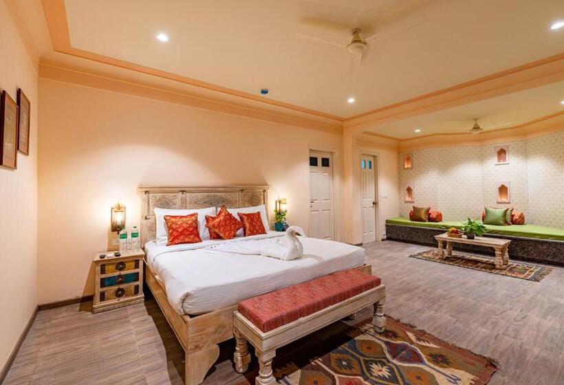 带大床的标准间, Anand Bagh Resort & Spa By Ananta