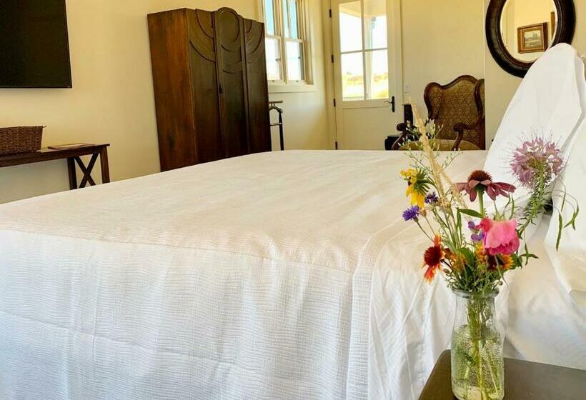 Стандартный Номер Кровать Кинг, Annie S Place Bed & Breakfast