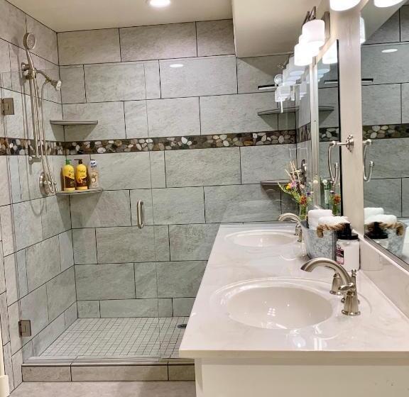 Номер Deluxe Кровать Кинг, Annie S Place Bed & Breakfast