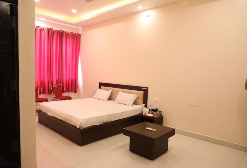 Номер Deluxe с Видом, Shri Siddhivinayak