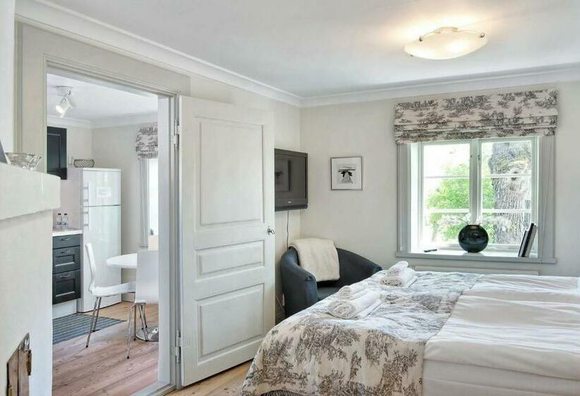 Люкс Повышенной Комфортности, östa Gård Boutique B&b