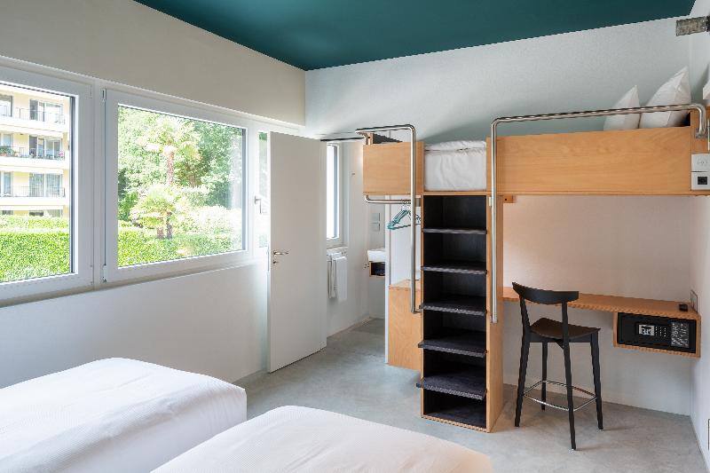 Номер Стандарт Трехместный, Riva Rooms & Studios   Check In 24hr