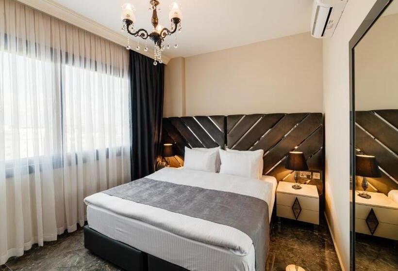 Quarto Estandar, Royal Palace North Cyprus