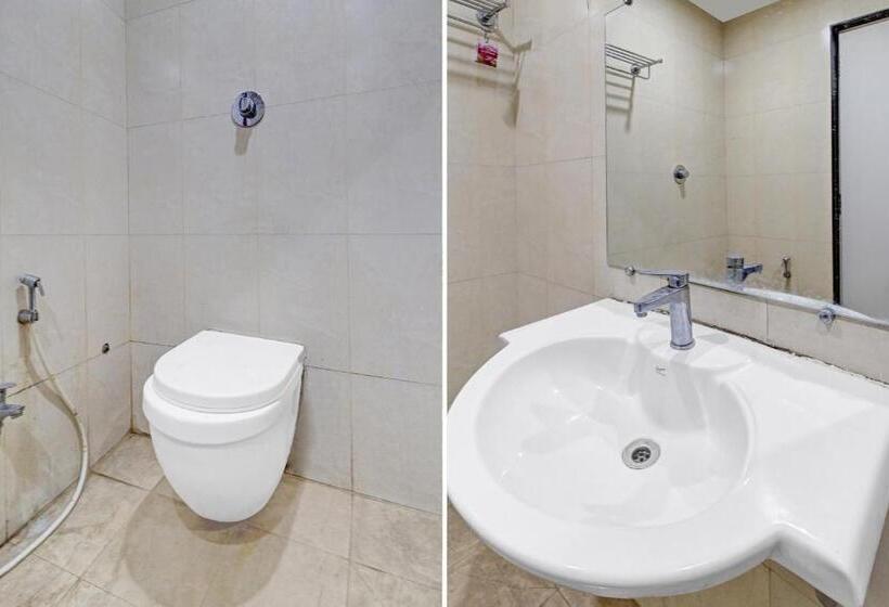 Трехместный Номер Классика, Capital O 82204 Hotel Annex
