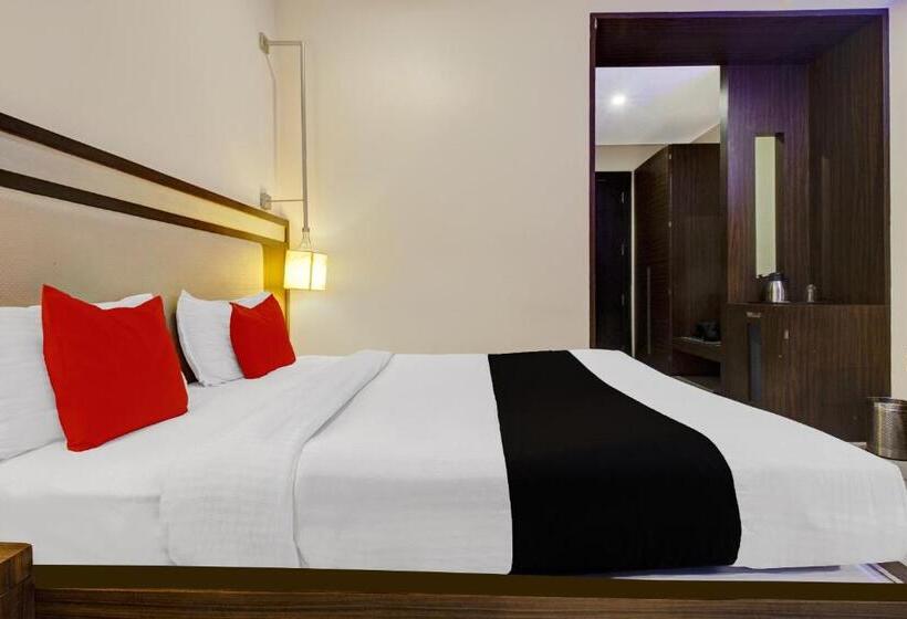 Трехместный Номер Классика, Capital O 82204 Hotel Annex